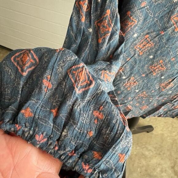 TORRID 0 (size 12) open shoulder long sleeve blouse - Picture 8 of 10